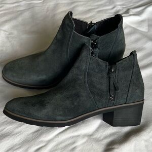 Women’s Suede Ankle Booties in Dark Blue Green